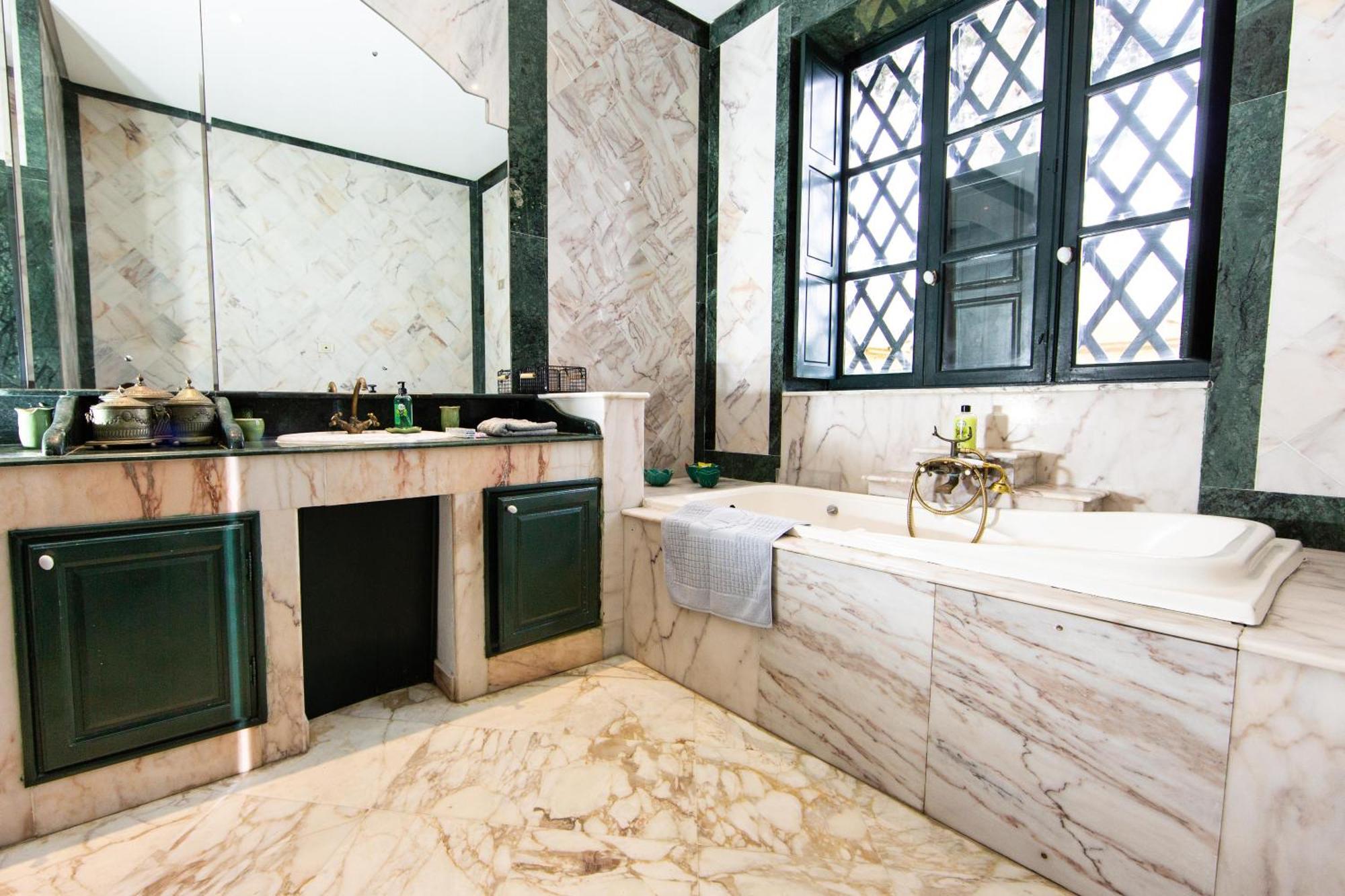 Arabesque House Hotel Ла Марса Екстериор снимка
