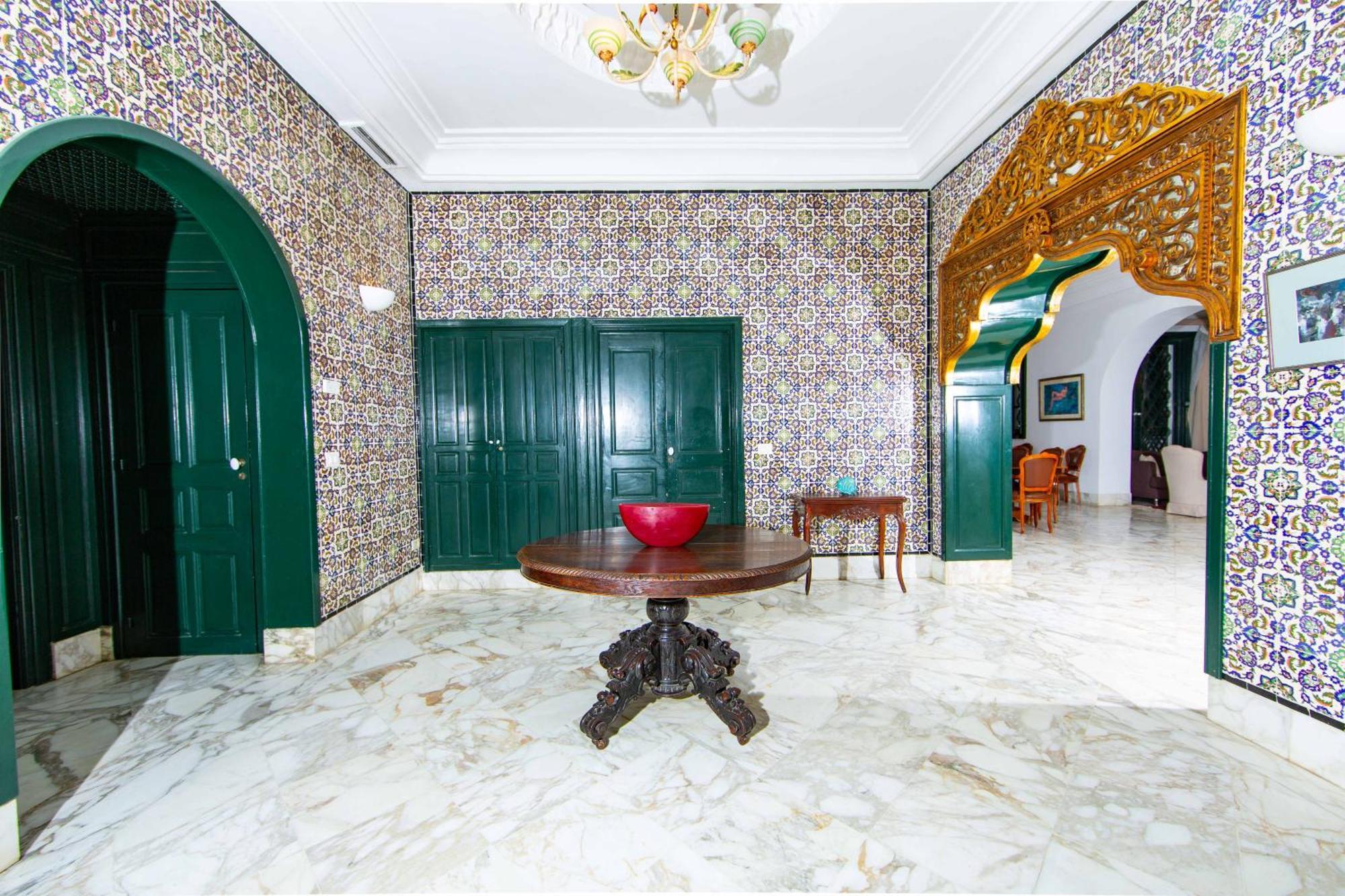 Arabesque House Hotel Ла Марса Екстериор снимка