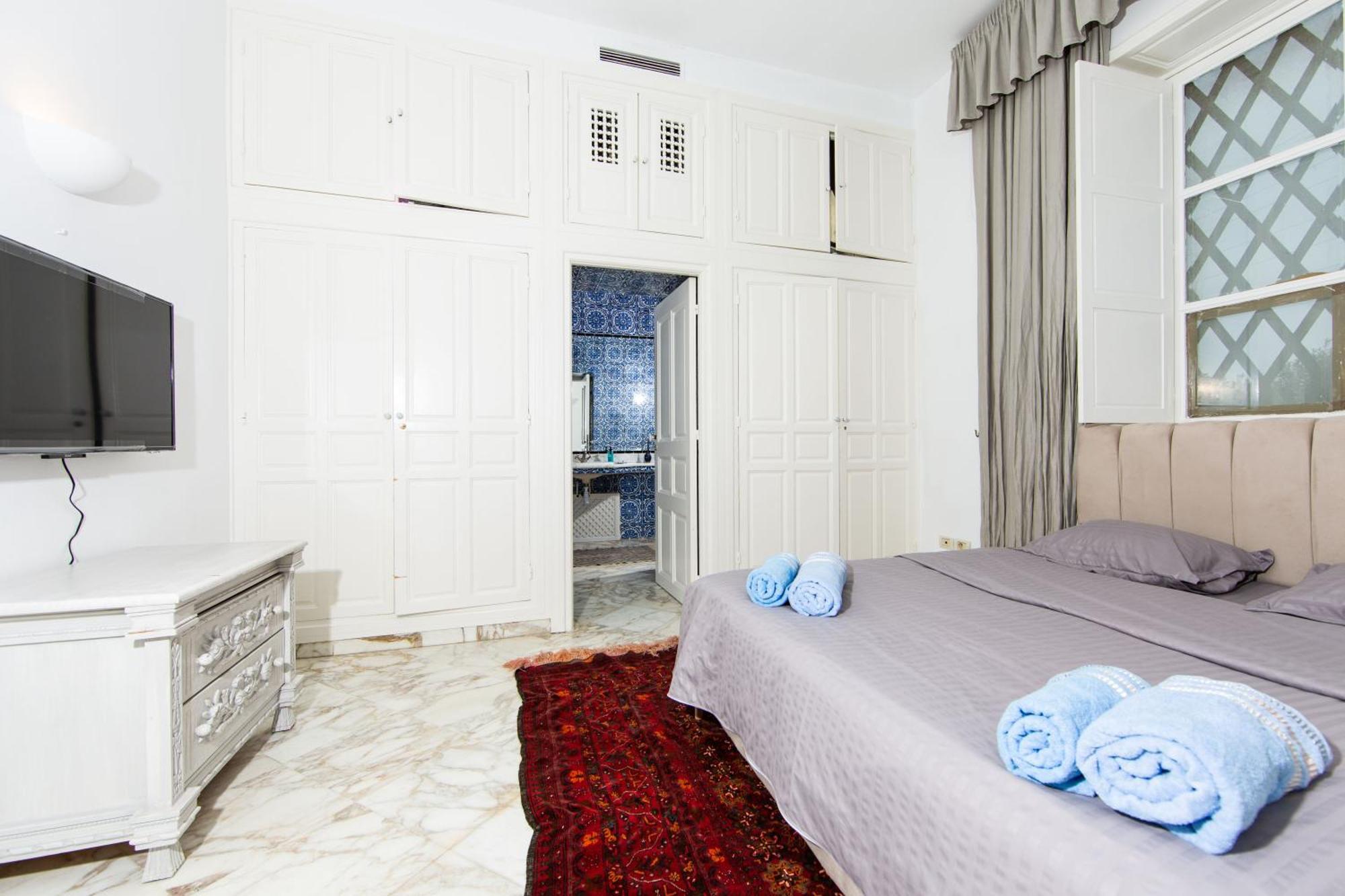 Arabesque House Hotel Ла Марса Екстериор снимка