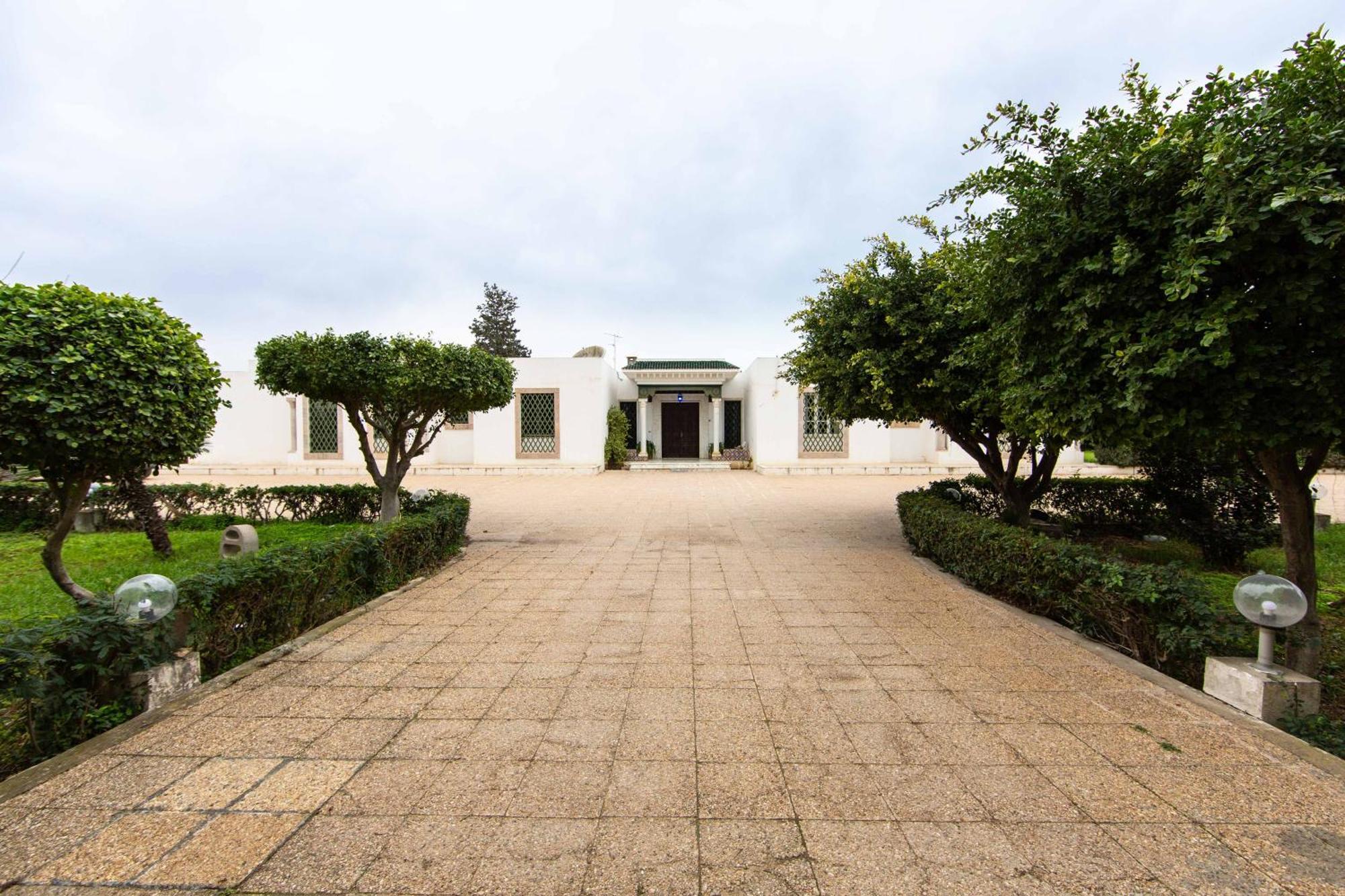 Arabesque House Hotel Ла Марса Екстериор снимка